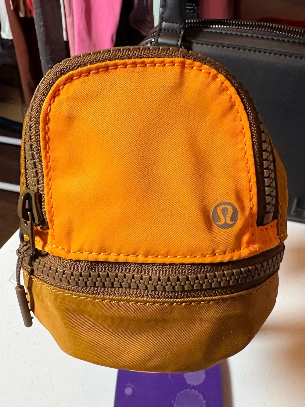 Lululemon City Adventurer Backpack *Nano
Clementine / Gold Spice